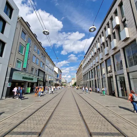 Apartment Exklusives Dachgeschoss-apartment: Zentral In Mit Highspeed-internet Kassel