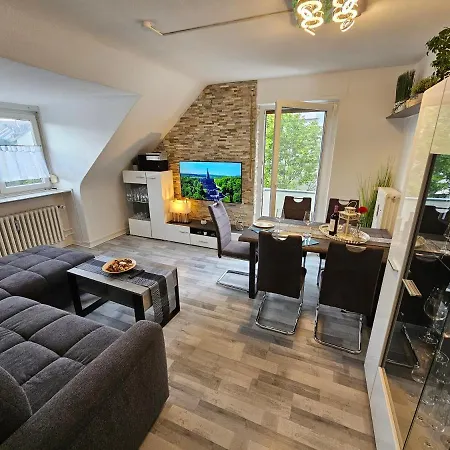 Apartment Exklusives Dachgeschoss-apartment: Zentral In Mit Highspeed-internet